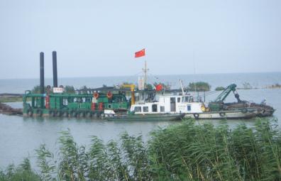无锡市贡湖水源地生态清淤工程